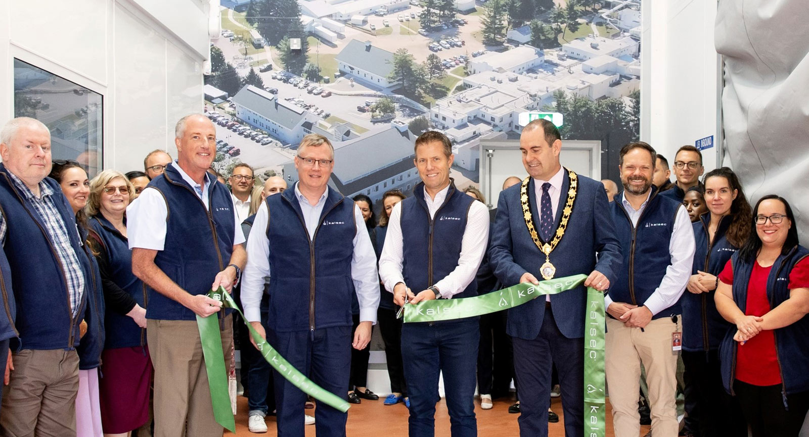 Ribbon cutting at the UK Manufacturing event